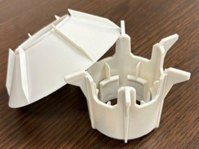 Injection d’une pièce en polycarbonate recyclé PCR